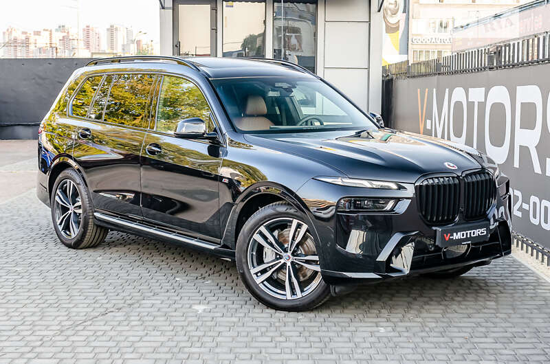 Позашляховик / Кросовер BMW X7 2023 в Києві