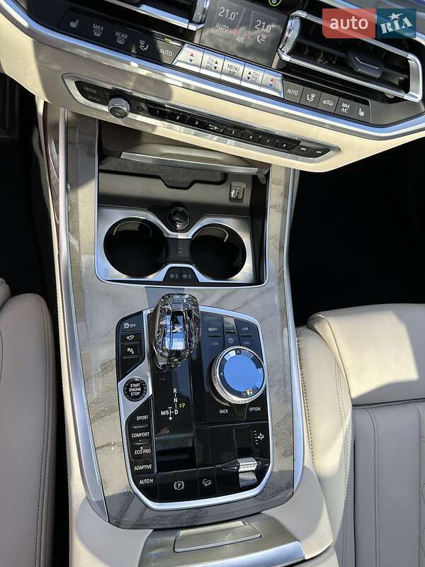 Позашляховик / Кросовер BMW X7 2020 в Києві