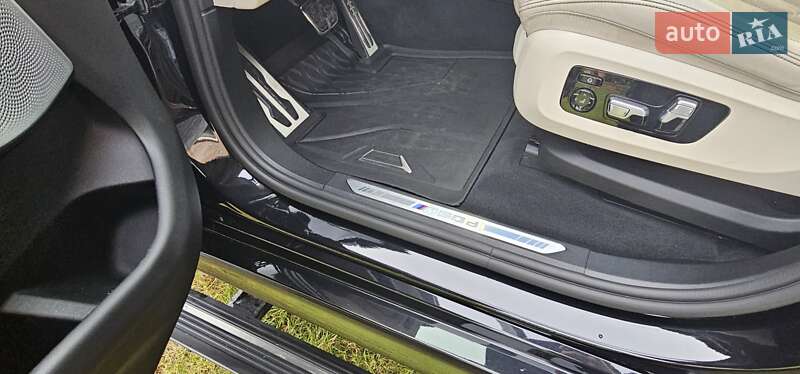 Внедорожник / Кроссовер BMW X7 2020 в Житомире