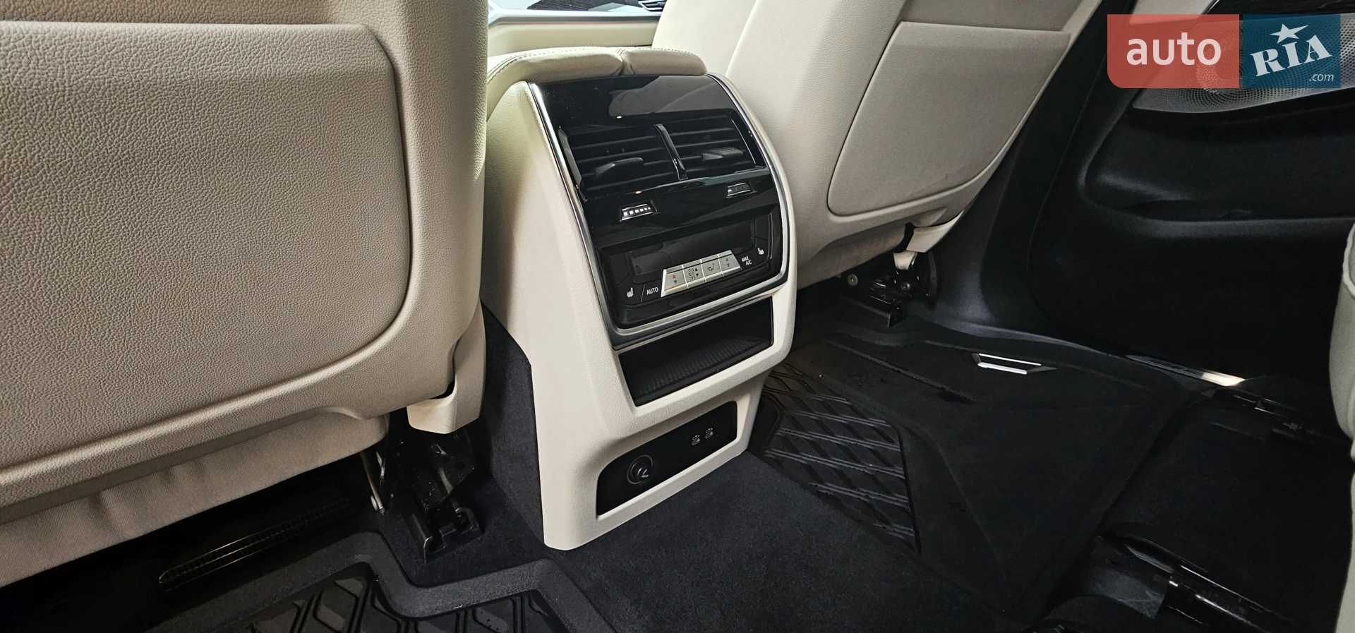2020 BMW X7 - мініатюра 31