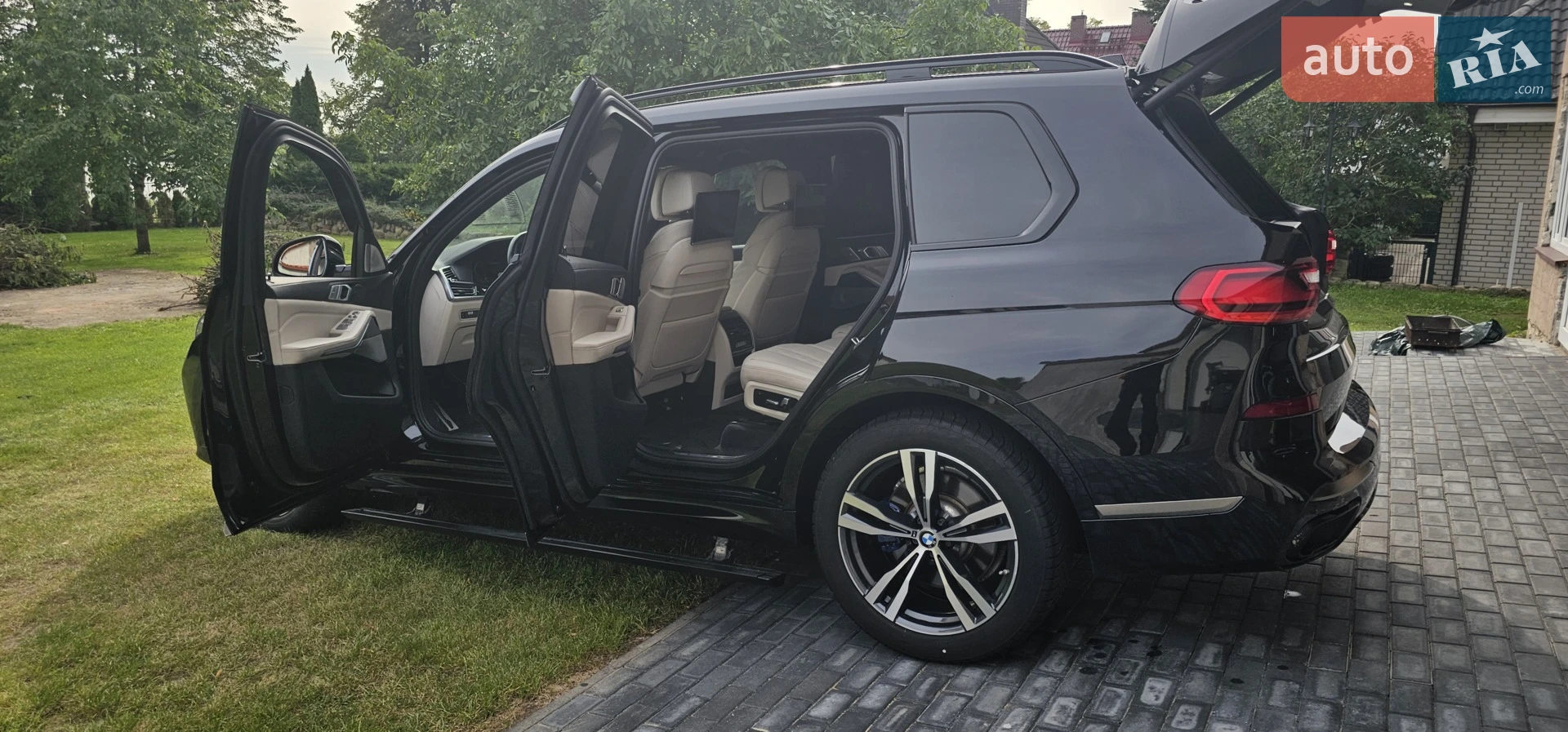 2020 BMW X7 - мініатюра 38
