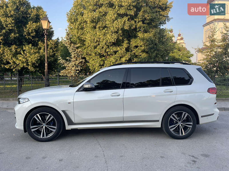 Внедорожник / Кроссовер BMW X7 2019 в Новомосковске