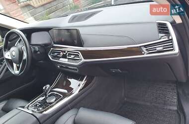Позашляховик / Кросовер BMW X7 2021 в 