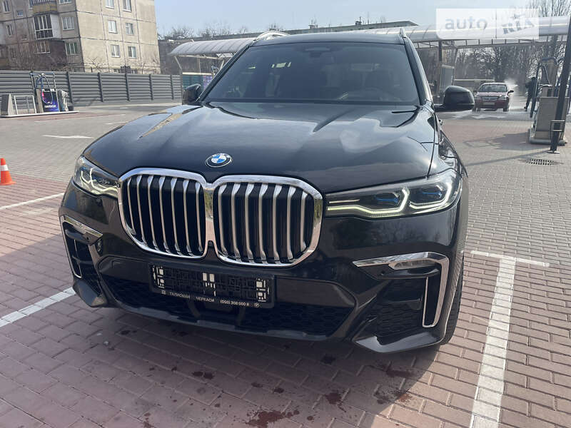 Внедорожник / Кроссовер BMW X7 2019 в Черкассах