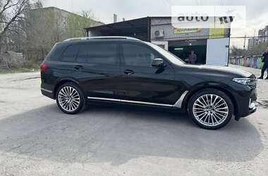 Внедорожник / Кроссовер BMW X7 2020 в Запорожье