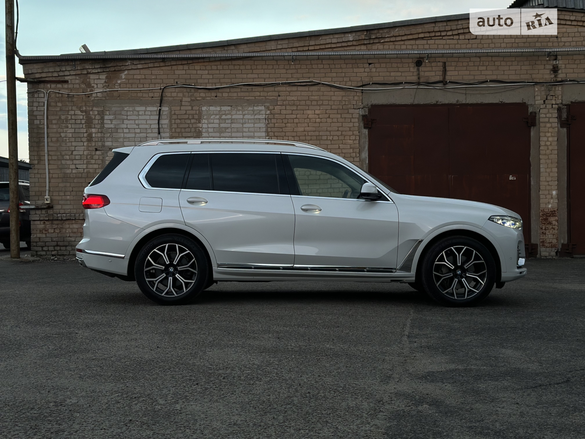 2019 BMW X7 - мініатюра 3