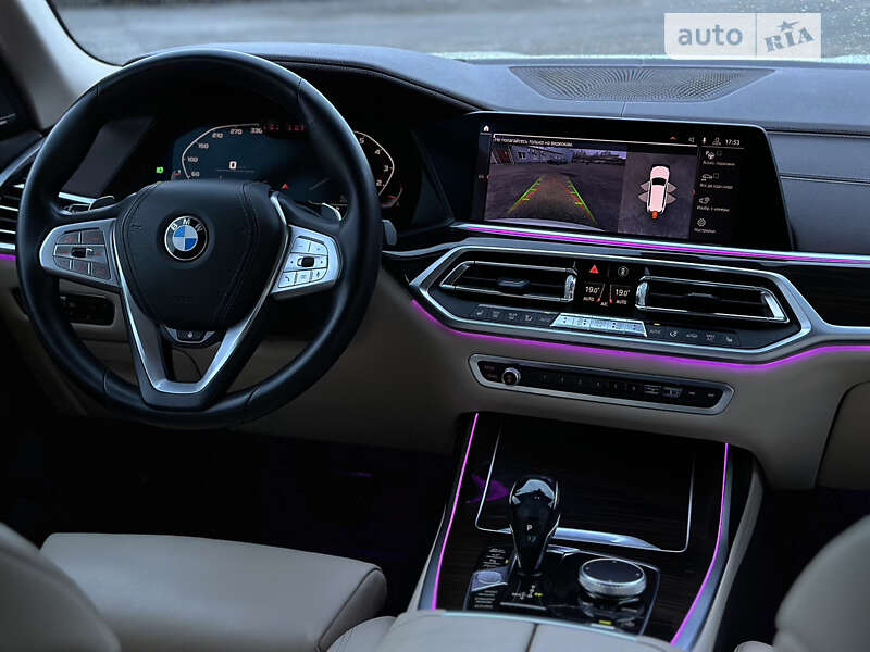 Внедорожник / Кроссовер BMW X7 2019 в Киеве