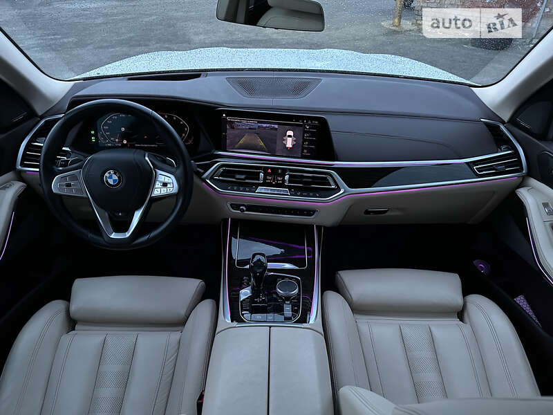 Внедорожник / Кроссовер BMW X7 2019 в Киеве