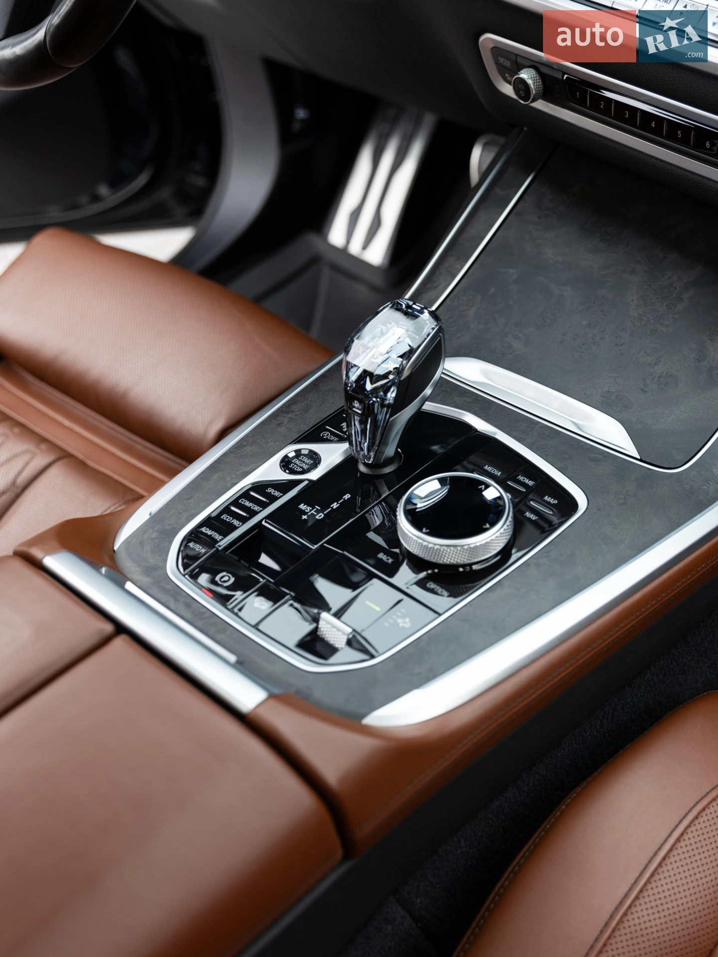 2021 BMW X7 - мініатюра 21