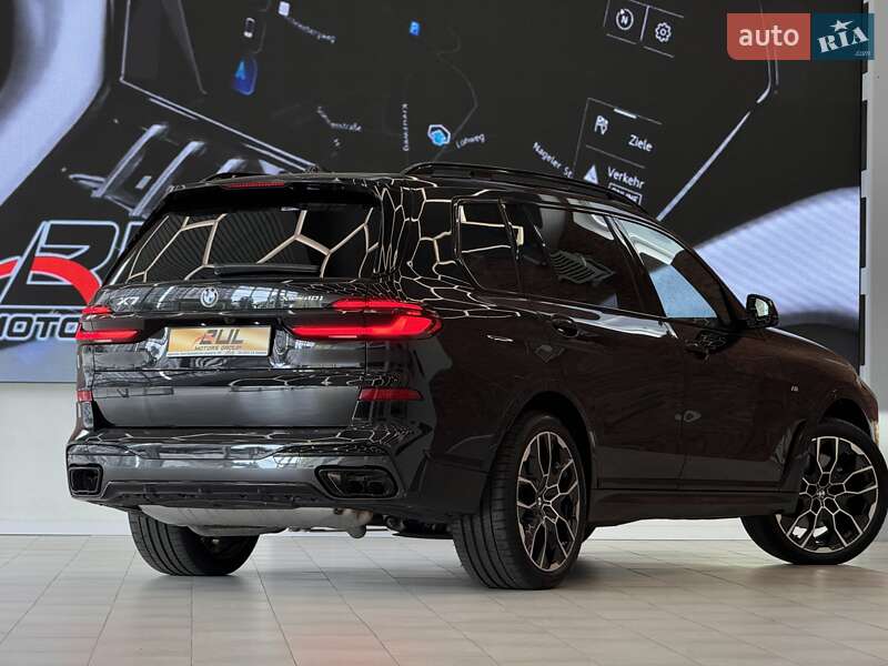Внедорожник / Кроссовер BMW X7 2023 в Одессе