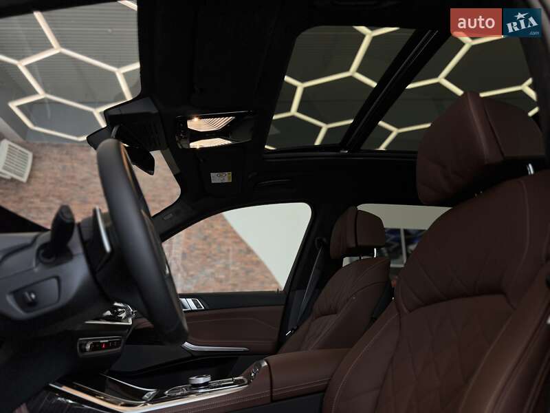 Внедорожник / Кроссовер BMW X7 2023 в Одессе