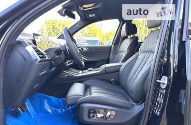 Позашляховик / Кросовер BMW X7 2024 в 