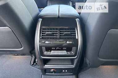 Позашляховик / Кросовер BMW X7 2024 в 