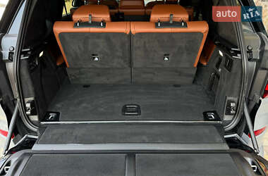 Внедорожник / Кроссовер BMW X7 2021 в 
