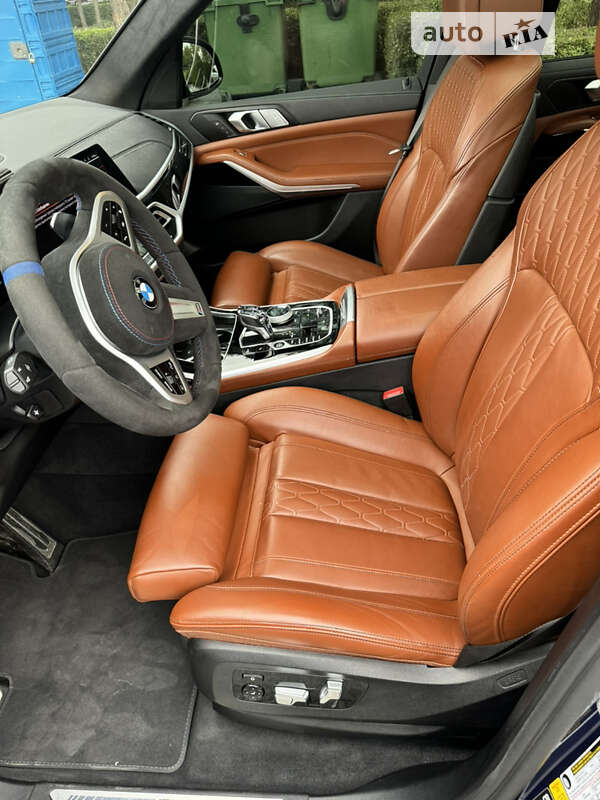 Позашляховик / Кросовер BMW X7 2022 в Дніпрі