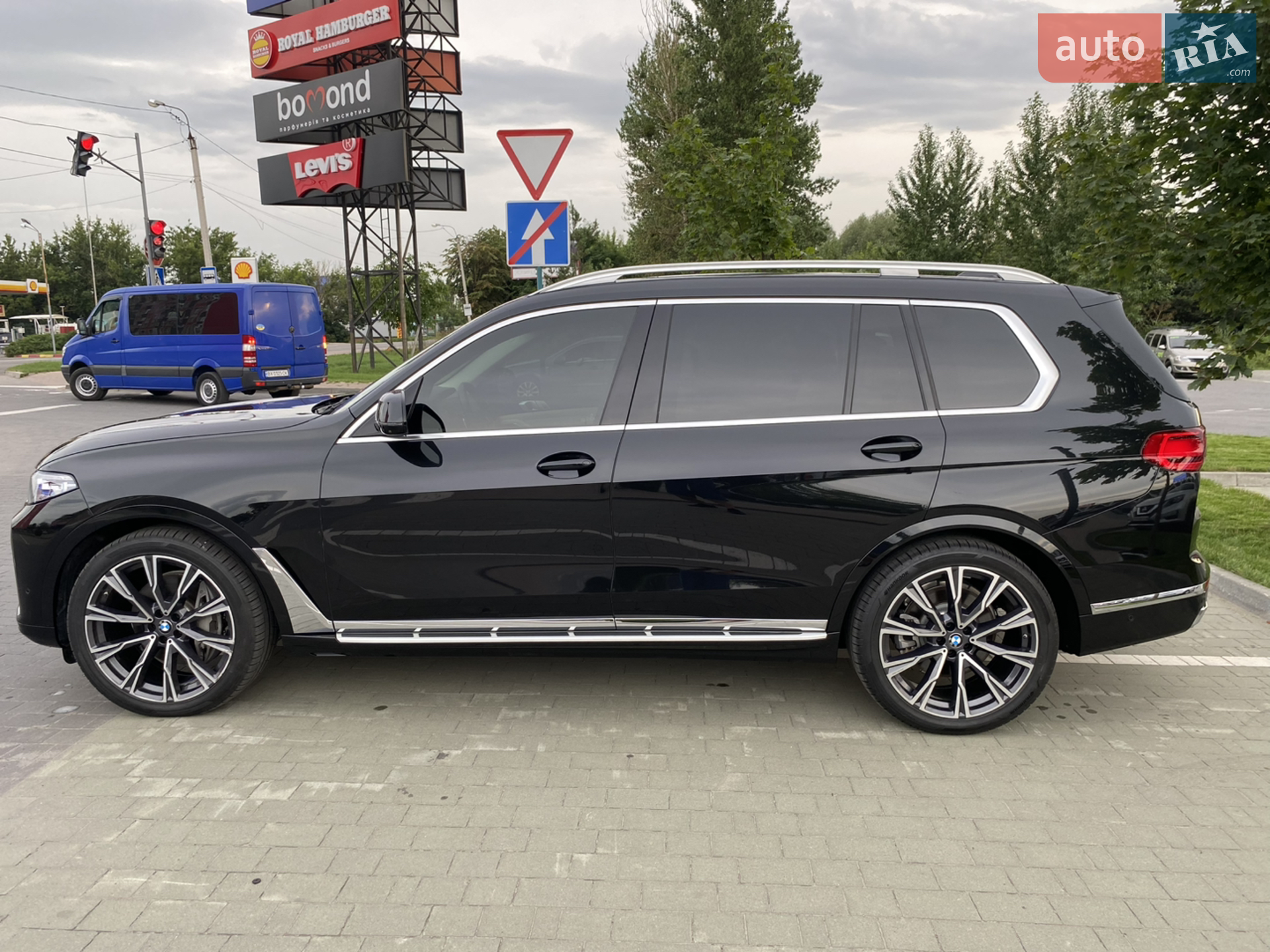 2019 BMW X7 - мініатюра 12