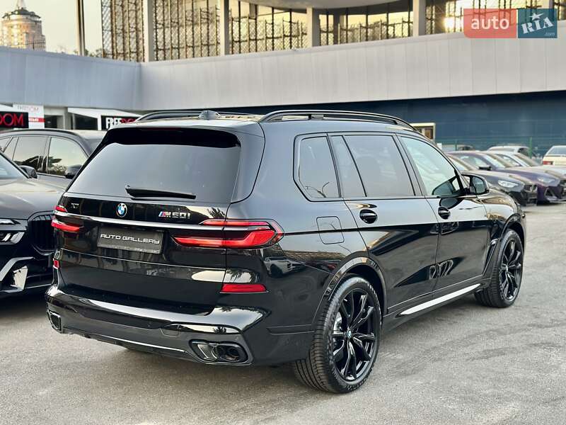 Внедорожник / Кроссовер BMW X7 2024 в Киеве
