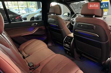 Внедорожник / Кроссовер BMW X7 2024 в 