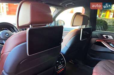 Позашляховик / Кросовер BMW X7 2019 в 