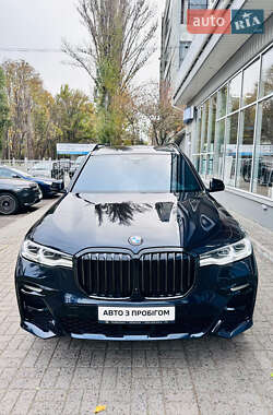 Внедорожник / Кроссовер BMW X7 2022 в Черкассах