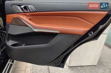 Позашляховик / Кросовер BMW X7 2019 в 
