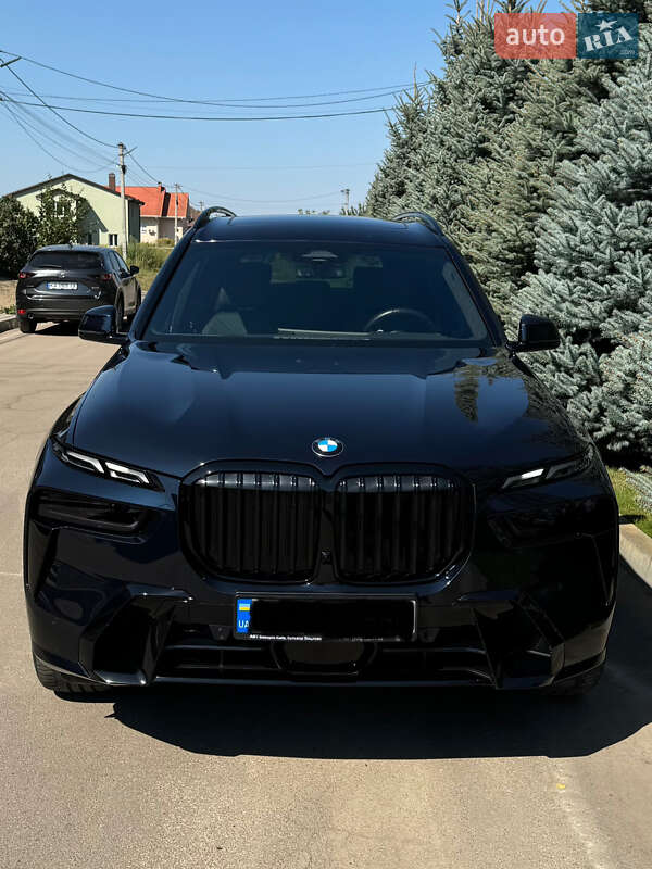 Внедорожник / Кроссовер BMW X7 2022 в Киеве