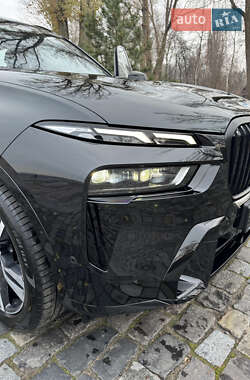 Внедорожник / Кроссовер BMW X7 2024 в Киеве