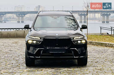 Внедорожник / Кроссовер BMW X7 2024 в Киеве