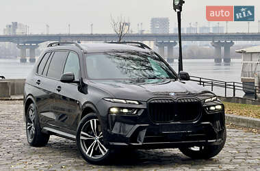 Внедорожник / Кроссовер BMW X7 2024 в Киеве