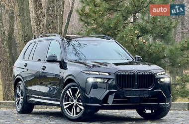 Внедорожник / Кроссовер BMW X7 2024 в Киеве