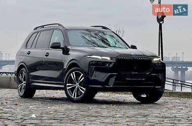 Внедорожник / Кроссовер BMW X7 2024 в Киеве