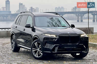 Внедорожник / Кроссовер BMW X7 2024 в Киеве