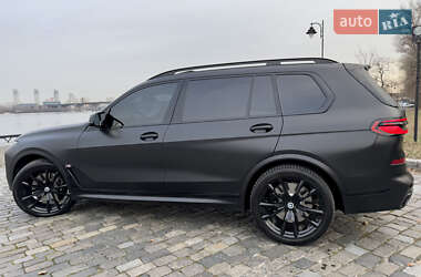 Внедорожник / Кроссовер BMW X7 2022 в Киеве