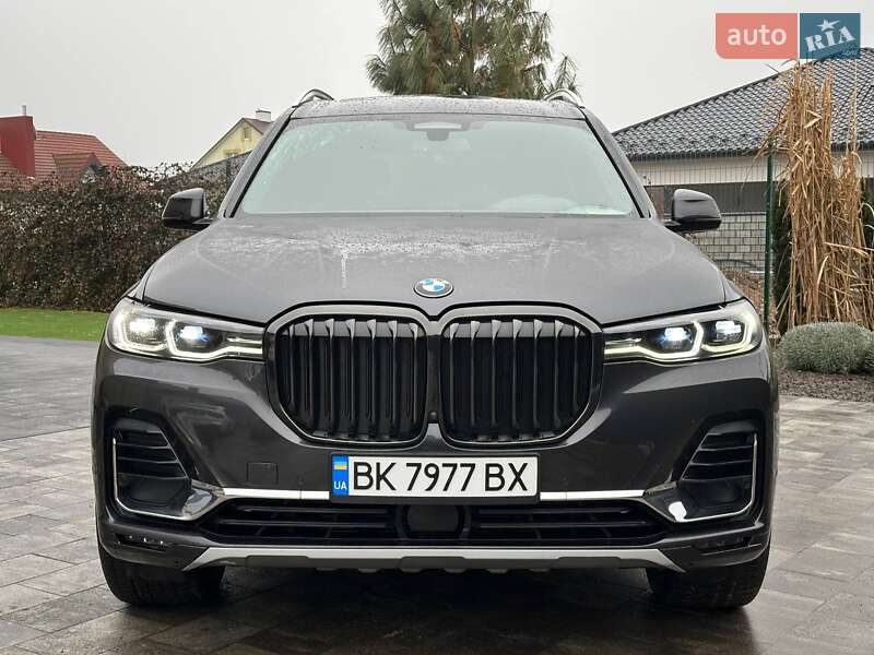 Внедорожник / Кроссовер BMW X7 2020 в Киеве