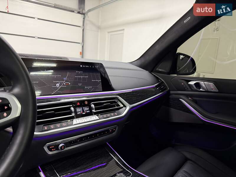 Внедорожник / Кроссовер BMW X7 2022 в Тернополе фото 47 Внедорожник / Кроссовер BMW X7 2022 в Тернополе