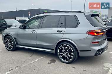 Внедорожник / Кроссовер BMW X7 2023 в Киеве