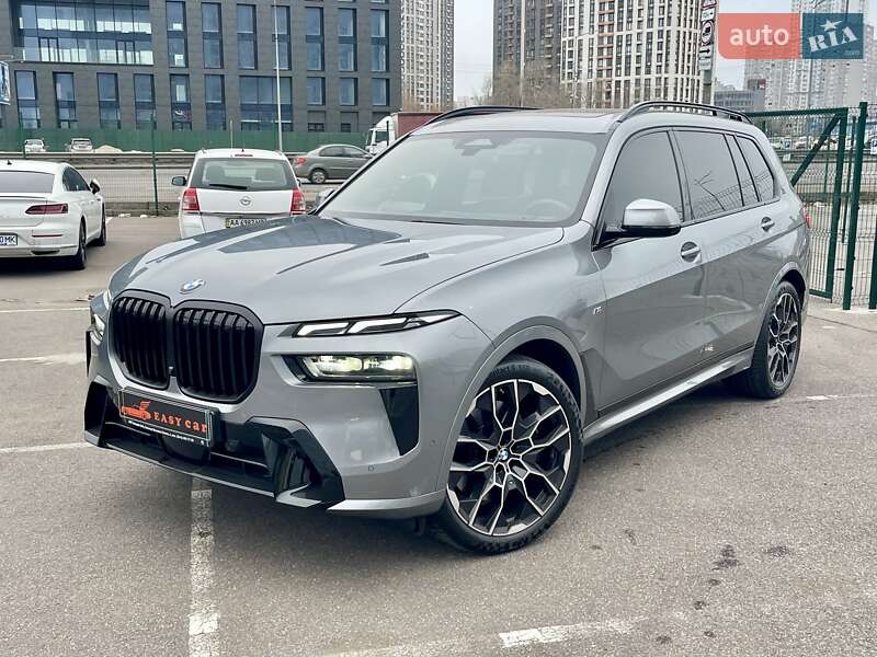 Внедорожник / Кроссовер BMW X7 2023 в Киеве