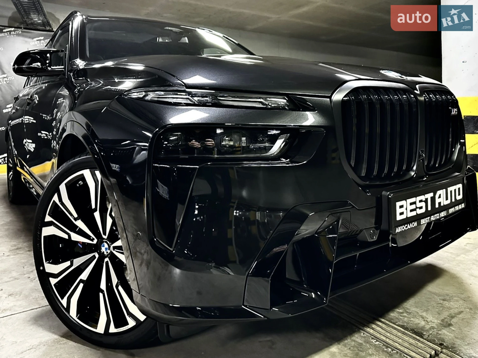 2024 BMW X7 - фото 1