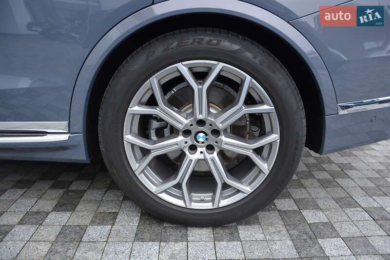 Внедорожник / Кроссовер BMW X7 2023 в Киеве