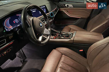 Внедорожник / Кроссовер BMW X7 2019 в 