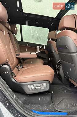 Внедорожник / Кроссовер BMW X7 2020 в Киеве