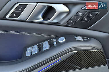 Внедорожник / Кроссовер BMW X7 2023 в 