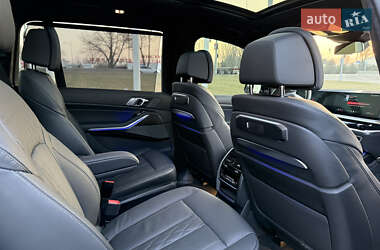 Внедорожник / Кроссовер BMW X7 2023 в 