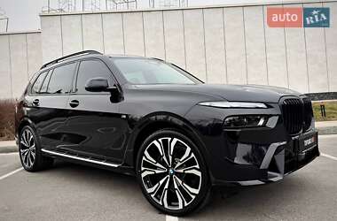 Внедорожник / Кроссовер BMW X7 2023 в Киеве