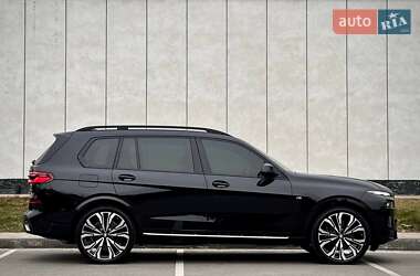 Внедорожник / Кроссовер BMW X7 2023 в Киеве