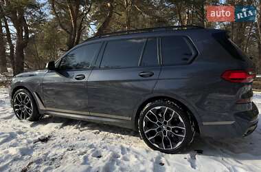 Внедорожник / Кроссовер BMW X7 2021 в Киеве