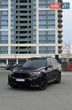 Позашляховик / Кросовер BMW X7 2021 в Дніпрі