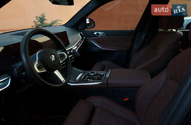 Внедорожник / Кроссовер BMW X7 2023 в 