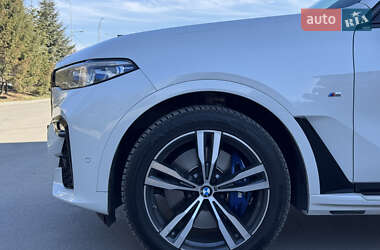 Позашляховик / Кросовер BMW X7 2020 в 