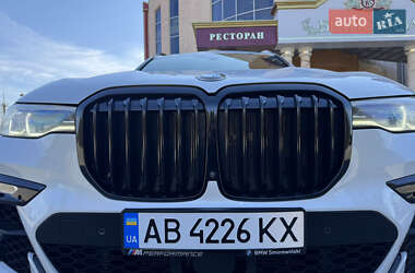 Позашляховик / Кросовер BMW X7 2020 в 
